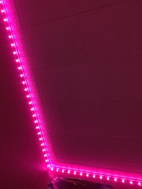 Led Pink Light, Pink Led Lights Aesthetic, Led Lights Bedroom Ceiling, Les Lights, Bedroom Ideas Pink, Light Pink Rooms, Character Bedroom, Pink Led Lights, Pink Lights