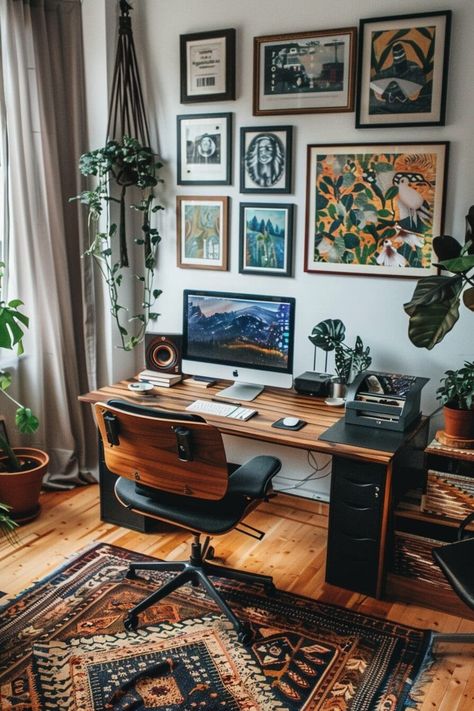 25 Home Office Setups That Will Inspire Your Work-From-Home Journey - Roomy Retreat Small Cozy Office Ideas, Home Office Setup Small Spaces, Small Home Office Ideas Workspaces, Productive Desk Setup, Creative Workspace Inspiration, Home Office Solutions, Functional Home Office, Office Organization Tips, Desk Arrangements