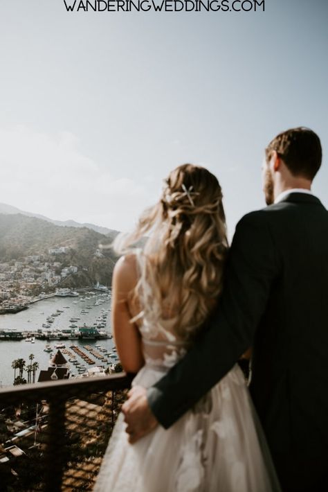 Nothing compares to the stunning views of a Catalina wedding on the beach. | Image by Charlotte Francis Photo Catalina Wedding, Elopement Ideas California, Catalina Island California, Island Elopement, Arizona Elopement, Bride Planning, Elopement Wedding Photography, Outdoor Elopement, Elopement Planning