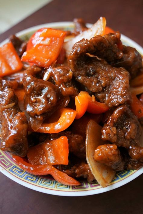 Beijing Beef was one of my first VIRAL recipes and many millions of views later, it’s still one of my… Beijing Beef, Cj Eats, Healthy Junk Food, Cooking Chinese Food, Chinese Cooking Recipes, Marinated Beef, Easy Chinese Recipes, Panda Express, Asian Inspired Recipes