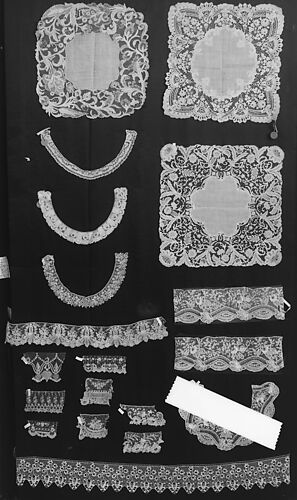 Ms Monogram, Brussels Lace, 19th Century Portraits, Lace Handkerchief, European Sculpture, Paris Design, Antique Linens, Needle Lace, Lace Border