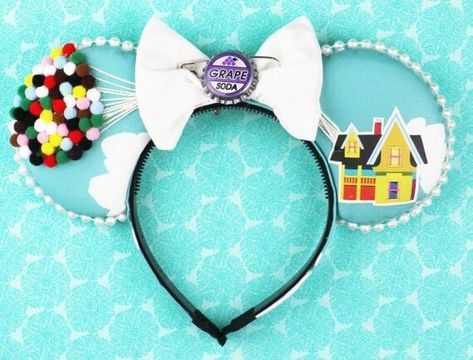 Up Mickey Ears #diy #mickeyears #disney #minnieears #disneyears #craft #disneycraft Up Disney Ears, Ear Inspiration, Disney Ears Hat, Deco Disney, Up Disney, Diy Disney Ears, Disney Ears Headband, Disneyland Ears, Diy Mickey Ears