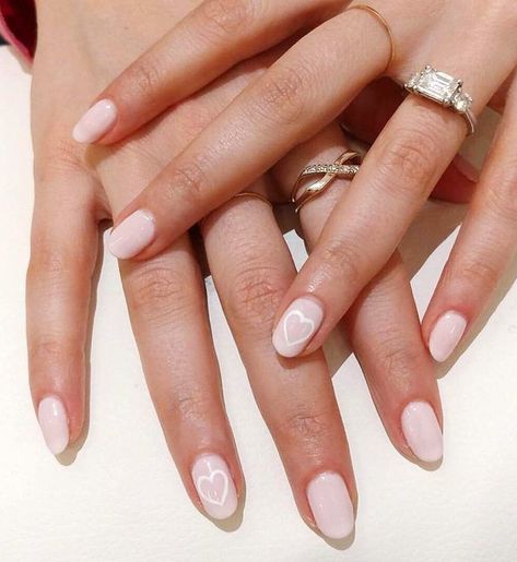 Pedicure For Bride, Manicure For Bride, Wedding Manicure For Bride, Perfect Wedding Makeup, Wedding Nail Polish, Amazing Wedding Makeup, Bridal Manicure, Wedding Day Nails, Gorgeous Wedding Makeup