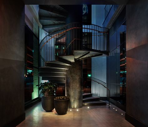 Anda Andrei's AHEAD nominated design for the 11 Howard Hotel in New York 11 Howard Hotel, Iron Stairs, Soho Hotel, Ny Hotel, Copenhagen Design, Space Copenhagen, New York Hotels, Scandinavian Minimalism, Article Design