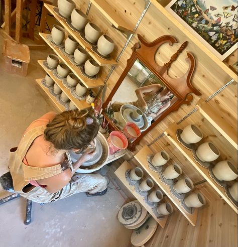 Pottery studio set up Pottery Wheel Setup, Aesthetic Pottery Studio, At Home Ceramic Studio, Mini Pottery Studio, Pottery Organization, Where Women Create Studios Ideas, Outdoor Pottery Studio, Small Pottery Studio Setup, Pottery Shed Ceramic Studio