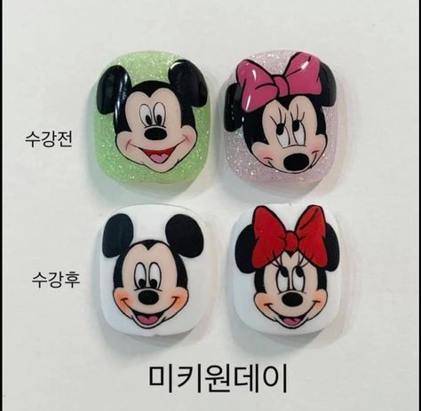 Miky Mouse Nail Art, Mikey Mouse Nails Art, Mickey Nail, Minnie Mouse Nail Art, Mickey Mouse Nail Art, Miki Mouse, Cartoon Nail Designs, Gold Gel Nails, Mickey Mouse Nails