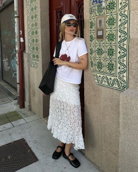 I’ve been loving white in my clothes lately☺️ T-shirt @pinkisblueshop Bag @the.blub.ua Skirt @bershka Cap @pullandbear White Sheer Skirt Outfit, Sheer White Skirt Outfit, Lace Skirt Outfit Summer, White Lace Skirt Outfit, Sheer Skirt Outfit, Lace Top Outfit White, Full Skirt Outfit, White Lace Maxi Skirt, Crochet Skirt Outfit