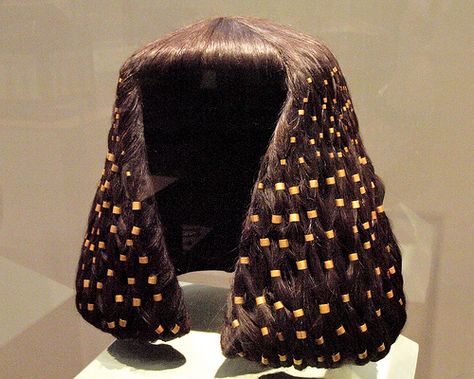 Egyptian royal wig, Metropolitan Museum of Art | Flickr - Photo ... Egyptian Hairstyle, Ancient Egyptian Hairstyles, Egyptian Wig, Egyptian Hair, Goddess Nut, Fayum Portraits, Ancient Egyptian Fashion, Egyptian Hairstyles, Roman Hairstyles