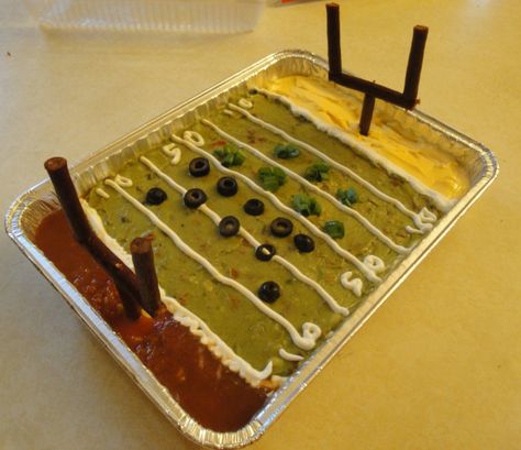 Football Field Dip Football Field Dip, Football Dips Recipes Parties, Football Dips, Super Bowl Dips, Sports Quotes Motivational, Football Appetizers, Seven Layer Dip, Big Food, Dips Recipes