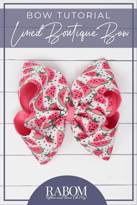 grosgrain boutique bow tutorial how to Hair Bow Boutique, Big Hair Bows Diy, Boutique Hair Bow Tutorial, Diy Bow Clips Hair, Big Hair Bows Diy Easy, School Hair Bows Diy, Diy Boutique Bows, Boutique Hair Bows Diy Tutorials, Make A Hair Bow