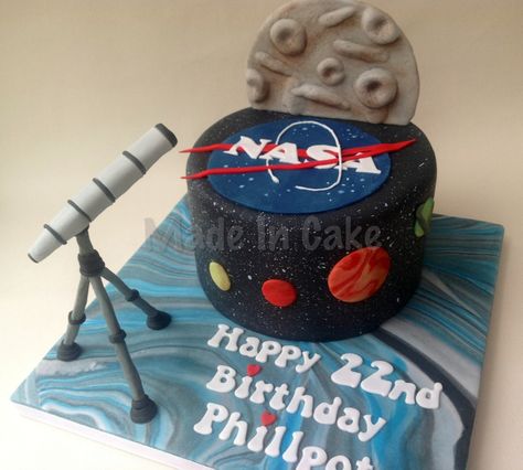 Nasa Cake Birthday, Nasa Cake, Universe Cake, Auburn Graduation, Nasa Party, Space Cakes, Solar System Cake, Happy 22nd Birthday, Galaxy Cake