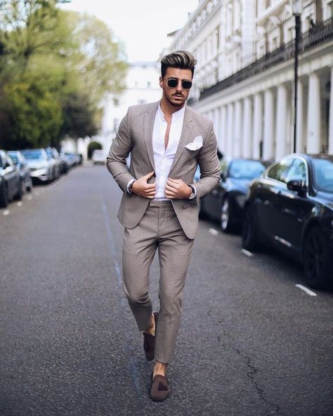 Dashing Formal Outfit Ideas for Stylish Men 32. Click image to see more. #suits #men #outfits #UrbanMenOutfits #menfashion #mensguides #menswear #menstreetstyle #streetwear #stylish #trendy #ootd #officewear Trendy Mens Suits, Mens Formal Outfits, Formal Suits Men, Suits Outfits, Formal Dresses For Men, A Man In A Suit, Man In A Suit, Formal Men Outfit, Office Casual Outfit