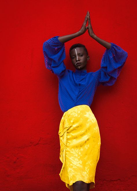 Color-Rich Fashion Photography : Colorful Fashion Photographs Rich Fashion, Fashion Fail, Fashion Photography Editorial, Beautiful Fashion, Colorful Fashion, Fashion Photographer, Fashion Photo, African Fashion, Fashion Magazine