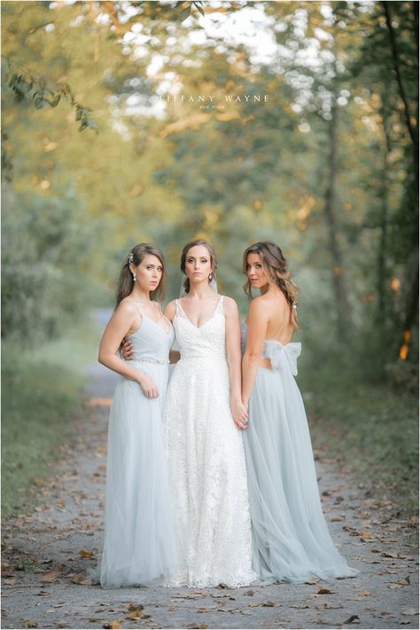 Bride and bridesmaid photos ideas outside | Bridesmaid photos pose ideas with bride | Mint green bridesmaid dress | Romantic bridesmaid dresses ideas and inspiration | Light green bridesmaid dress | Natural bride makeup ideas and inspiration | Long wedding veil with updo | Long veil with hair up | v neck wedding dress | Wedding dress with thick lace | Thick lace detail wedding dress | Wedding dress photography | A line wedding dress with straps Bride With 2 Bridesmaids, Bride And 2 Bridesmaid Pictures, Individual Bridesmaid Poses With Bride, 2 Bridesmaids And Bride, No Bridesmaids Wedding Ideas, Bridesmaid Poses With Bride, Bridesmaid Photoshoot Ideas, Bridesmaids Photoshoot, Two Bridesmaids