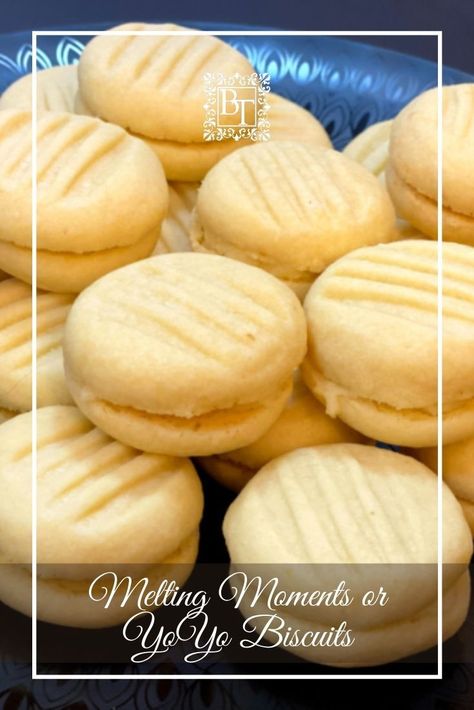 Yo Yo Biscuits, Melting Moments Cookies, Biscuits Recipes, Cake Rack, Melting Moments, Biscuit Sandwich, Custard Powder, Slices Recipes, Biscuit Tin