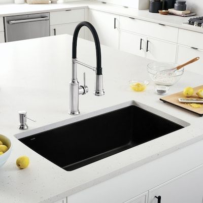 Blanco Sink, Latest Kitchen Trends, Granite Composite Kitchen Sink, Silgranit Sink, Kitchen Chores, Brass Kitchen Faucet, Black Sink, Kitchen Solutions, Single Bowl Kitchen Sink