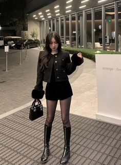 Tweet Jacket Outfit, Black Tweed Jacket Outfit, Mini Shorts Outfit, Korean Fashion Classy, Korean Clothing Brands, Tweed Jacket Outfit, Black Tweed Jacket, Tweed Outfit, Jacket Outfit Women