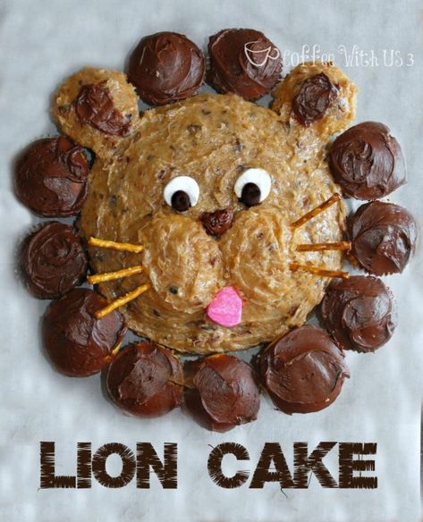 Making a birthday cake for your child doesn't have to require incredible skill. This Lion Cake is so simple to make! Lion Cake, Pina Colada Cake, Lion Birthday, Jungle Birthday Party, Jungle Cake, Dinosaur Cake, Jungle Birthday, Birthday Cake Kids, Cute Cakes