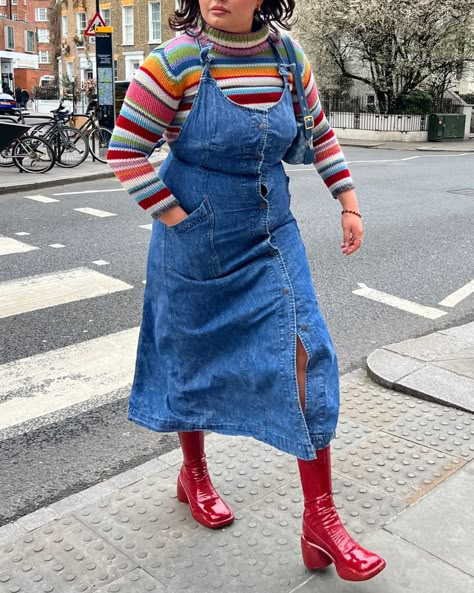 Eccentric Outfits Plus Size, Dopamine Outfits Aesthetic, Colorful Modest Outfits, Colorful Midsize Outfits, Eclectic Grandpa Plus Size, Fall Outfits Maximalist, Plus Size Artsy Outfits, Vintage Fall Cotton Denim Dress, Plus Size Maximalist Fashion