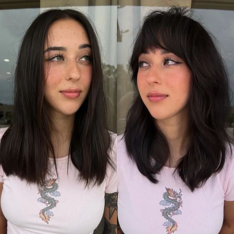 15 Jaw-Dropping Ideas of Haircuts for Oval Faces with Bangs - Fimaan How To Train Bangs Forward, Wavy Hair Oval Face Haircuts, Best Haircut Oval Face, Bangs Oval Face Shape, Bangs For Oblong Face, Bangs On Oval Face, Bangs With Glasses Oval Face, Best Bangs For Oval Face, Oval Face Haircuts With Bangs