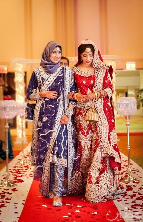 ^_^ Khada Dupatta With Hijab, Bhopali Dresses, Hyderabadi Suit, Khada Duppata Hyderabadi, Hyderabadi Bride, Hijabi Bride, Sari India, Muslim Brides, Bridal Hijab