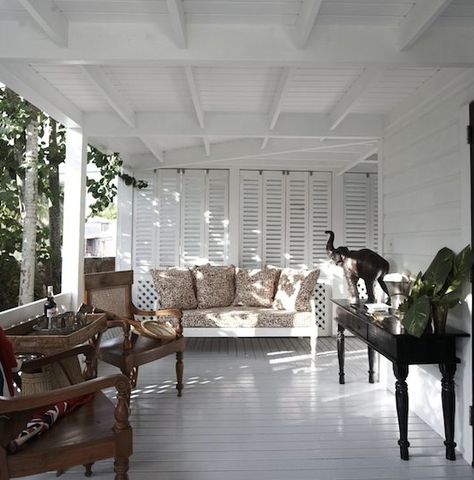 india Hicks | india hicks & david flint wood ~ island life | a thoughtful eye Bahamas Decor, British Colonial Kitchen, British Colonial Home, Upstairs Balcony, British Colonial Decor, Caribbean Homes, Colonial Interior, India Hicks, British India