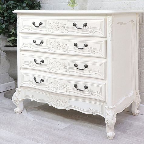 French Style Home, Fine Antique Furniture, Chest Drawer, Shabby Chic Bedroom Furniture, Bedroom Victorian, White Chest Of Drawers, White Chest, French Style Homes, Shabby Chic Interiors