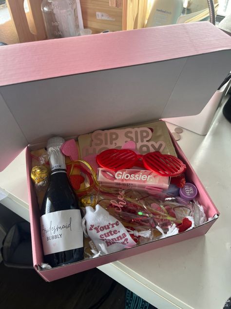 bridesmaid proposal box with glossier, champagne, individualized necklace, valentine’s day themed boxed, Bridesmaid Proposal Aesthetic, Bridesmaid Proposal Diy, Bridesmaid Brunch, Bridesmaids Proposal, Proposal Boxes, Box Bridesmaid, Groomsmen Proposal, Proposal Box, Bridesmaid Proposal Box