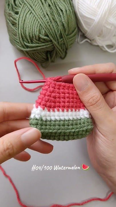 Crocheted Watermelon, Watermelon Crochet, Gift Tutorial, Crochet Watermelon, Watermelon Shorts, Crochet Edging Patterns, Crochet Gift, Crochet Edging, Crochet Tutorial