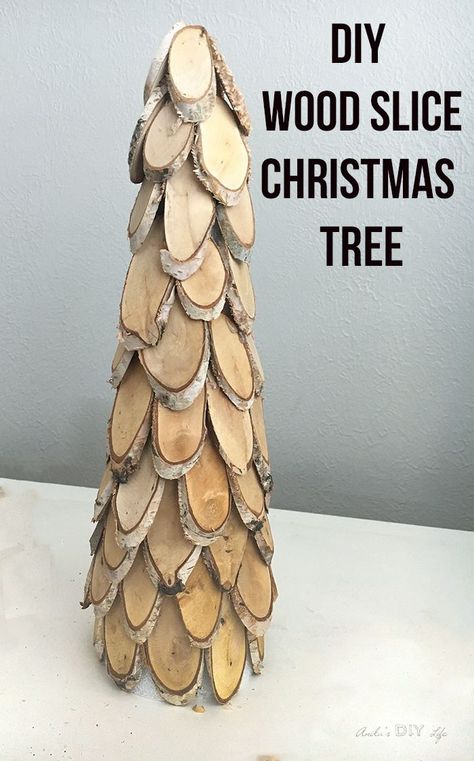 You NEED this for your Farmhouse Christmas decor! Wood Slice christmas decoration idea #diychristmasdecor #christmascraftidea #diydecorinspiration Christmas Decor Wood, Wood Slice Christmas, Easy Ornaments, Pretty Christmas Trees, Christmas Lamp, Wooden Christmas Decorations, Wood Slice Crafts, Pottery Barn Inspired, Led Christmas Tree