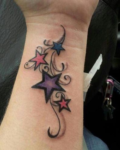 3D Star Tattoo 3d Star Tattoo, Star Tattoo Ideas, Star Tattoo On Wrist, Tattoo Ideas For Females, Tato 3d, Tato Maori, Font Tato, Shooting Star Tattoo, Star Tattoo Designs