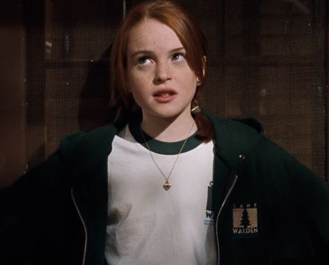 Halle Parker Parent Trap Outfits, Lindsay Lohan Parent Trap, The Parent Trap Aesthetic, Parent Trap Twins, Darla Little Rascals, Parents Trap, Hair Cut Lengths, Lindsay Lohan Hair, Julie Baker