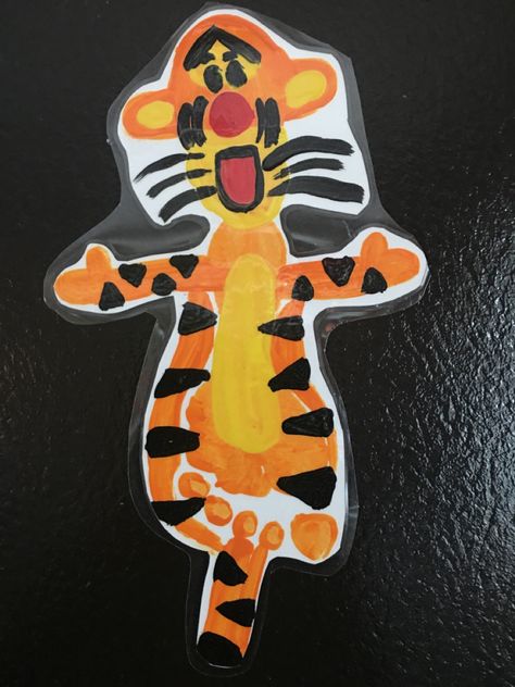 Tiger Footprint Art, Tigger Footprint Art, Winnie The Pooh Crafts For Kids, Pooh Crafts, Family Handprints, Baby Footprint Crafts, Disney Craft, Footprint Craft, Toddler Ideas