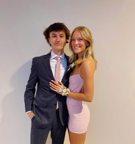 sweetheart woohoo!! 💘💘 Pink Prom Suit, Pink Floral Tie, Picture Pose Ideas, Throwback Photos, Prom Suit, Dress Light Pink, Prom Suits, Cute Picture, Pink Prom