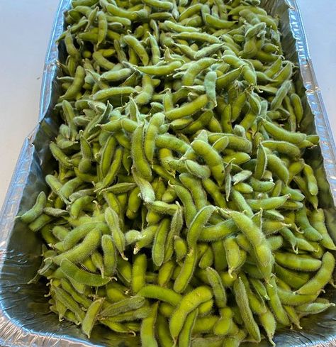 August Recipe of the Month: How to Freeze Fresh Edamame Fresh Edamame Recipes, Steamed Edamame Recipes, How To Freeze Fresh Edamame, Oven Roasted Edamame, How To Cook Frozen Edamame, Grilled Edamame Recipe, Roasted Edamame, High Protein Vegetables, Edamame Hummus