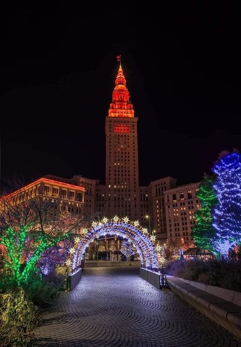 Cleveland Browns 4 Life | FYI ~ GO BROWNS | Facebook Downtown Cleveland Ohio, Christmas Story House, Cleveland Skyline, Medina Ohio, Go Browns, Downtown Cleveland, Public Square, Cleveland Clinic, Lake Erie