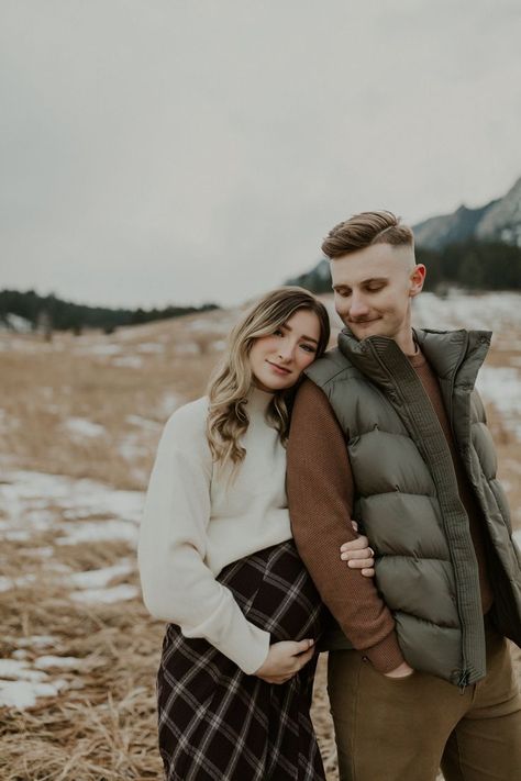 Kaitlin + Garrett's winter maternity session amongst the infamous Boulder flatirons in Colorado. free people, free people maternity outfit, maternity outfit, winter maternity photoshoot outfit, maternity photos outfit inspiriation, what to wear to maternity photos, winter maternity photos, winter maternity photoshoot outfit ideas, colorado maternity photographer, denver maternity photographer, colorado lifestyle photographer Maternity Outfit Winter, Free People Maternity, Maternity Photoshoot Outfit Ideas, Maternity Outfits For Photoshoot, Winter Pregnancy Photoshoot, Winter Maternity Photoshoot, Fall Maternity Shoot, Winter Maternity Pictures, Boulder Flatirons