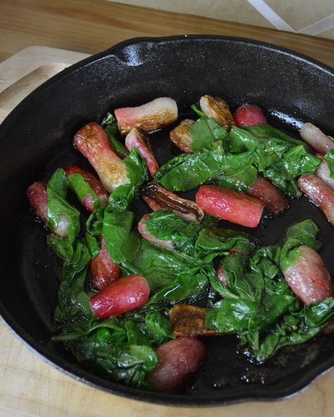 Harvest Fridays – Roasted Radishes with Radish Greens How To Cook Radishes, Roasted Radishes Recipe, Tahini Sauce Recipe, Grilled Vegetable Salads, Greens Recipes, Vegan Appetizers Recipes, Radish Greens, Weeks Until Christmas, Hormone Balancing Diet