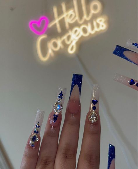 Nails Art Simple, Nail Art 2022, Design Nails Art, Nail Art Aesthetic, Nail Art Trendy, Nail Art 2023, Nail Art For Short Nails, Art For Short Nails, Quinceanera Nails