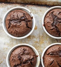 Chocolate Molten Lava Cakes are one of my very favorite dessert recipes - and they only take a total of 20 minutes from start to eating! #valentines #chocolate #cake Molten Lava Cakes Recipe, Chocolate Lava Cake Recipe, Molten Cake, Molten Chocolate Lava Cake, Lava Cake Recipes, Molten Lava Cakes, Torte Cupcake, Molten Chocolate, Molten Lava