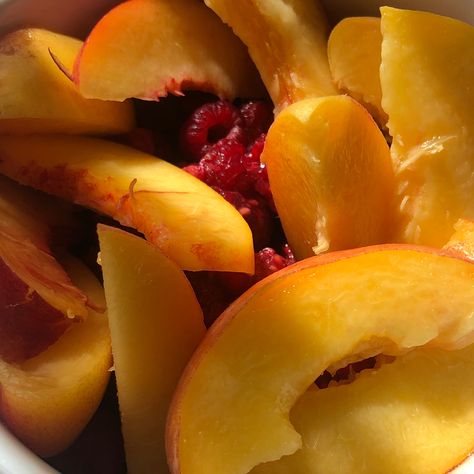 Peaches Aesthetic Fruit, Peach Fruit Aesthetic Wallpaper, Peach Aesthetic Fruit, Peach Fruit Aesthetic, Orange Summer Aesthetic, Peaches Aesthetic, Fruity Aesthetic, Aesthetic Fruit, Fruit Aesthetic