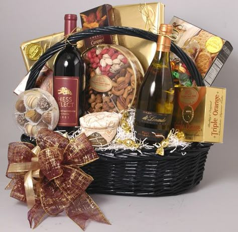 Deluxe Wine Basket - Valentine's Day Chocolate Gifts - Business/Corporate Gifts - Phillips Candy Mix Platter, Diy Wine Gift Baskets, Gifts Hamper, Cheese Gift Baskets, Wine Gifts Diy, Shortbread Bites, Savoury Treats, Basket Gift Ideas, Flowers Australia