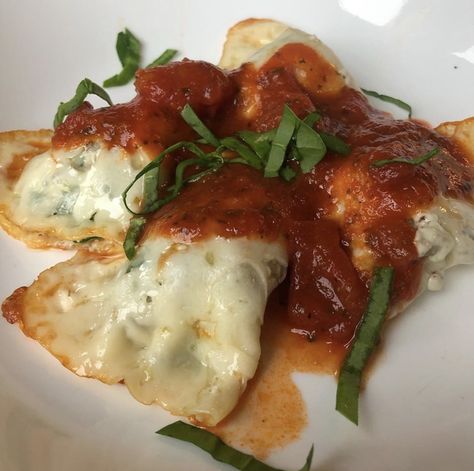 Keto Ravioli Recipe Mozzarella, Low Carb Ravioli, Keto Ravioli Recipe, Keto Ravioli, Cabin Meals, Colorado Recipes, Keto Brunch, Keto Pasta, Colorado Food