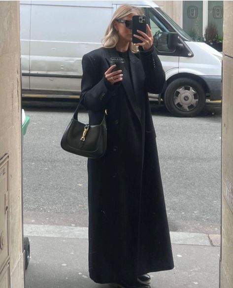 Gucci Bag Outfit, Gucci Jackie 1961, Josefine H J, Cute Date Outfits, Cosy Outfit, It Bag, Street Style Winter, Outfit Inspiration Fall, Stylish Jackets