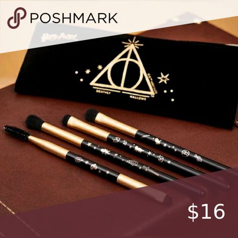 Harry Potter Makeup Brushes with Bag Harry Potter Makeup Brushes, Harry Potter Makeup, Black Bag, Makeup Brushes, Harry Potter, Fashion Home Decor, Fashion Home, Makeup, Jewelry Designer