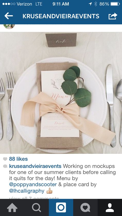 For each place setting: Pink napkin folded into a pocket to hold a thank you card, then a sprig of eucalyptus (as pictured) added to the right. Love it! -Sher Wedding Place Settings Thank You, Wedding Napkin Folds Without Charger, Eucalyptus Place Setting, Napkin Folding Ideas Wedding Menu Cards, Napkin Fold Menu Pocket, Eucalyptus Napkin, Eucalyptus On Napkin Wedding, Menu Inside Napkin Wedding, Wedding Place Setting Knotted Napkin