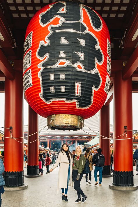 10 Simple Steps to Prepare for Your Trip to Japan Asakusa Sensoji Temple, Sensoji Temple Tokyo, Asakusa Temple, Learn Basic Japanese, Pops Restaurant, Asakusa Tokyo, English Project, Sensoji Temple, Japan Guide