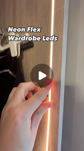 Wardrobe Design With Lights, Profile Lights In Wardrobe, Wardrobe Lights Ideas, Led Light Furniture, Closet Office Lighting, Wardrobe Lighting Detail, Furniture Led Lighting, Cupboard Lighting Ideas, Wardrobe With Led Lights