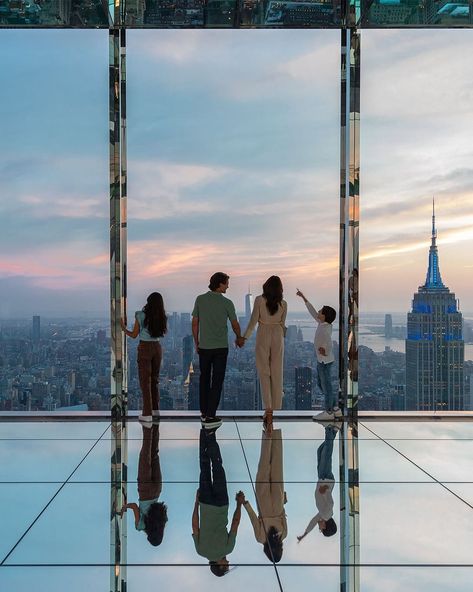 New York With Family, Trip With Parents Vision Board, New York Family Aesthetic, Paris With Family, Summit One Vanderbilt, One Vanderbilt, New York Vibes, New York City Vacation, Nyc Aesthetic