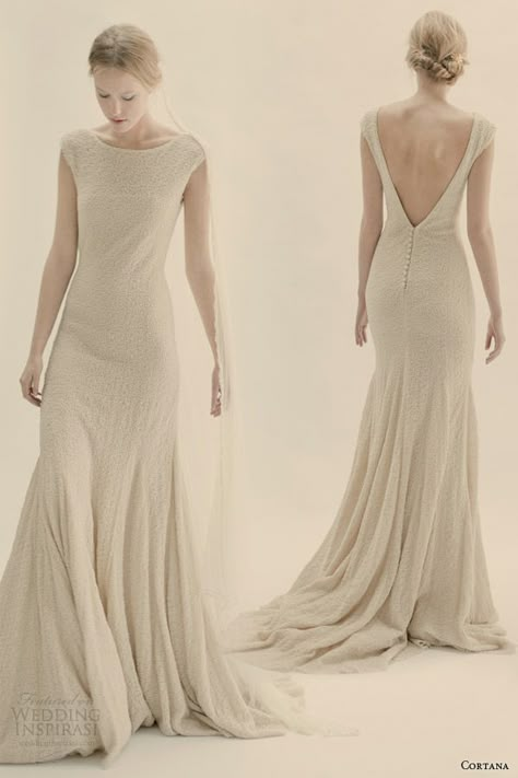 Simple Elegant Wedding Dress, Wedding Inspirasi, Simple Elegant Wedding, 파티 드레스, Zuhair Murad, Elegant Wedding Dress, Wedding Dress Inspiration, Dress Cuts, Looks Vintage